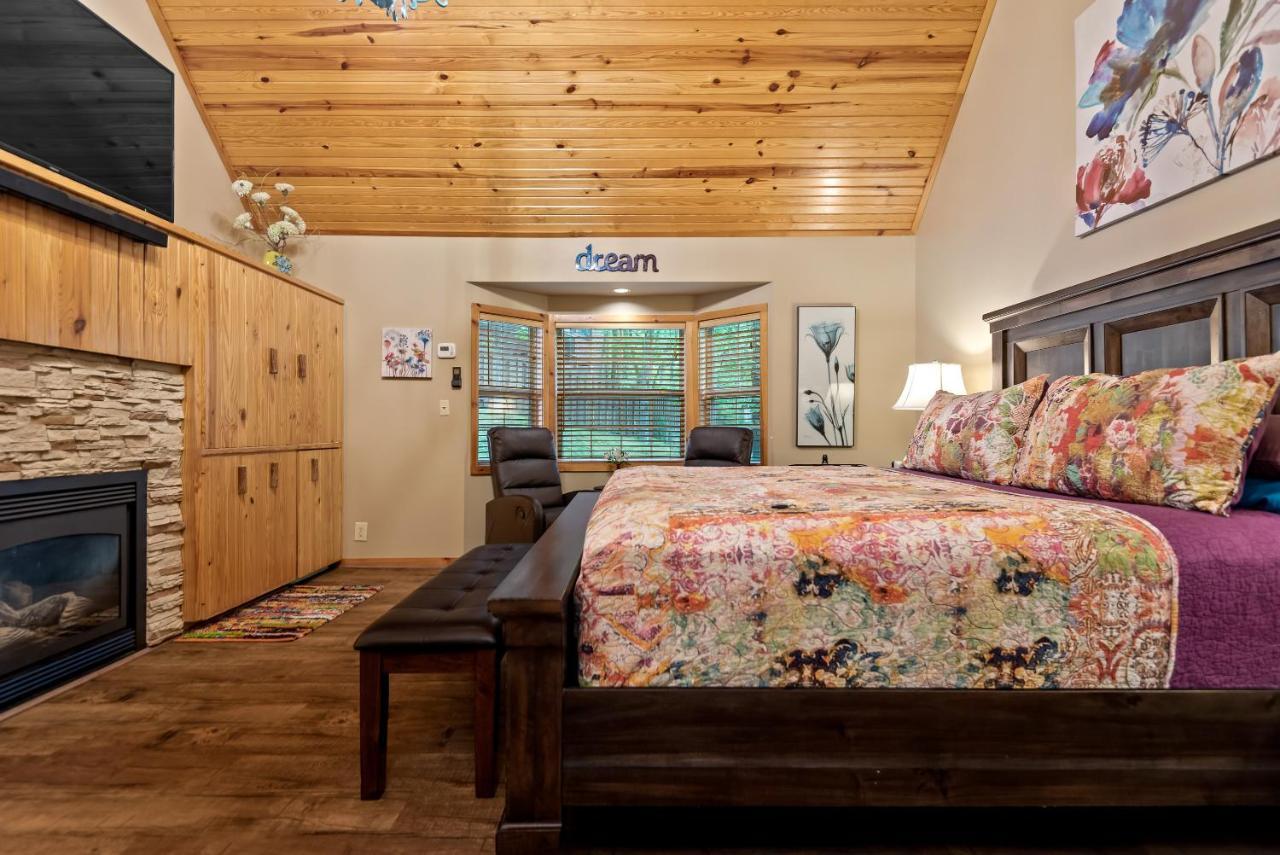 The Woods Cabins Eureka Springs Exteriör bild