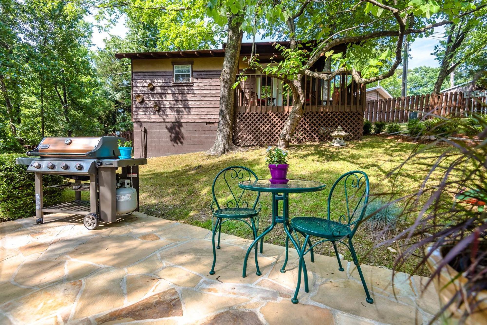 The Woods Cabins Eureka Springs Exteriör bild