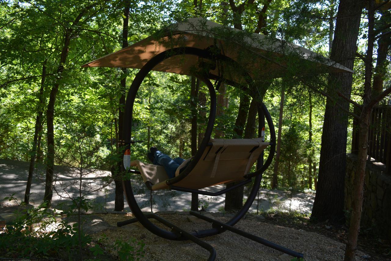 The Woods Cabins Eureka Springs Exteriör bild