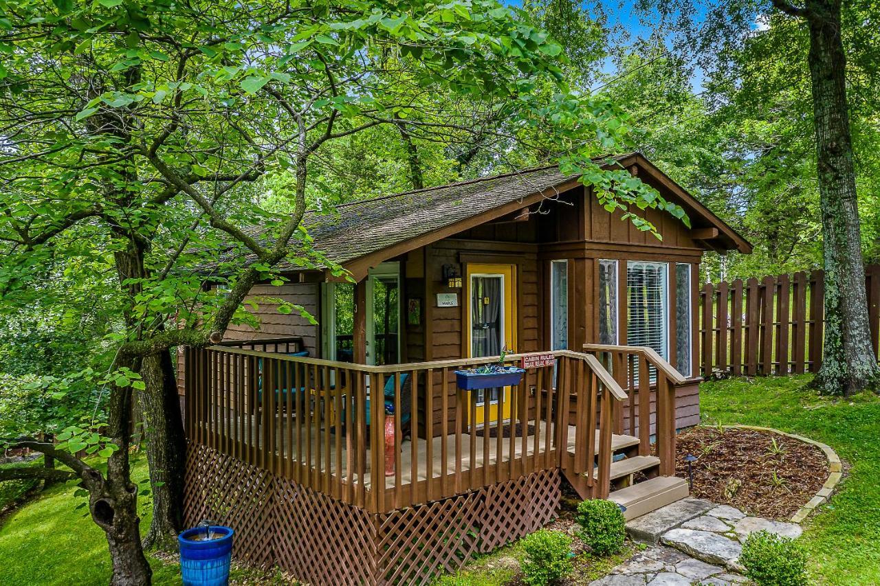 The Woods Cabins Eureka Springs Exteriör bild