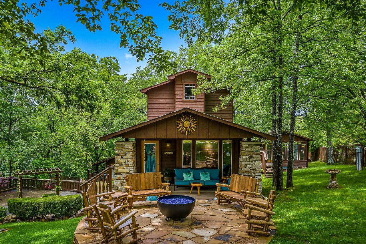 The Woods Cabins Eureka Springs Exteriör bild